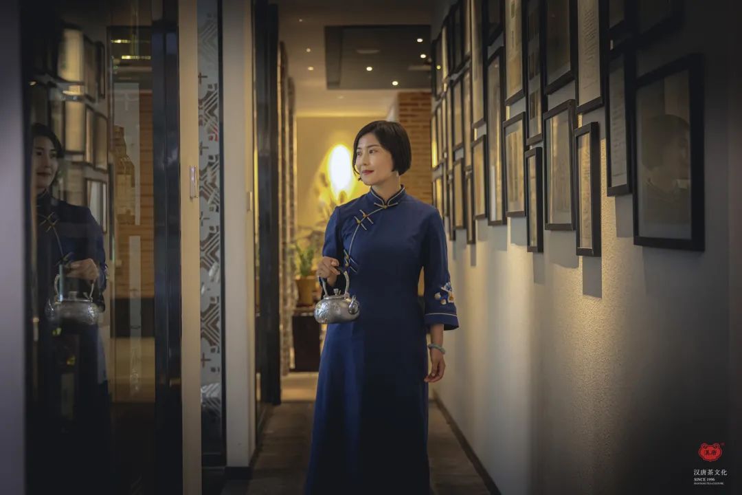 茶品牌體驗(yàn)空間巡禮第八輯 | 和運(yùn)的茶營(yíng)銷(xiāo)道場(chǎng)插圖1 茶品牌體驗(yàn)空間巡禮第八輯 | 和運(yùn)的茶營(yíng)銷(xiāo)道場(chǎng)插圖1